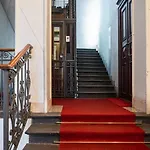 The Best Rent - Two Bedroom Apartment Near Sondrio Subway