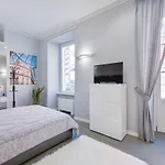 Porta 92 Romana