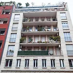 Easylife - Elegante Bilocale A Due Passi Dal Colorato Quartiere Di Porta Venezia