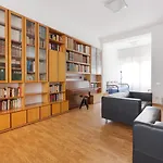 Ca\' Stellini - Comoda Casa Indipendente Con Parcheggio Privato
