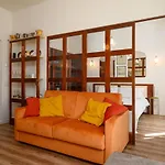 San Babila - Visconti Di Modrone Charme Apartment