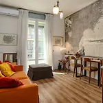 San Babila - Visconti Di Modrone Charme Apartment