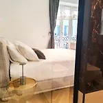 B And G San Babila- Luxury In The Heart Of Milano - Design District