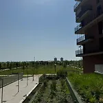 6 Milano Apartment