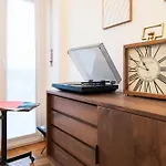 Easylife - Pearl With Balcony On Ticinese District