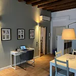 Navigli Darsena - Luxury Apartment With Balcony