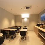 Hotel H21