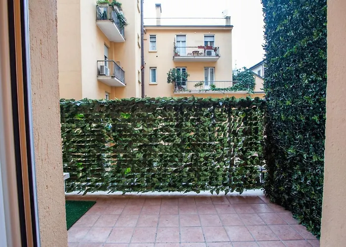 Easylife - Elegante Bilocale A Due Passi Dal Colorato Quartiere Di Porta Venezia
