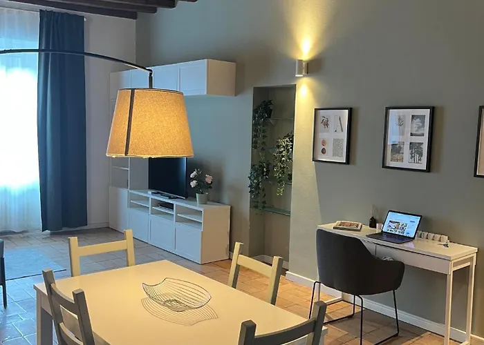 Navigli Darsena - Luxury Apartment With Balcony