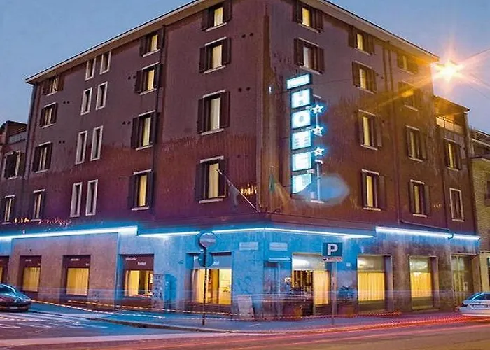 Piccolo Hotel