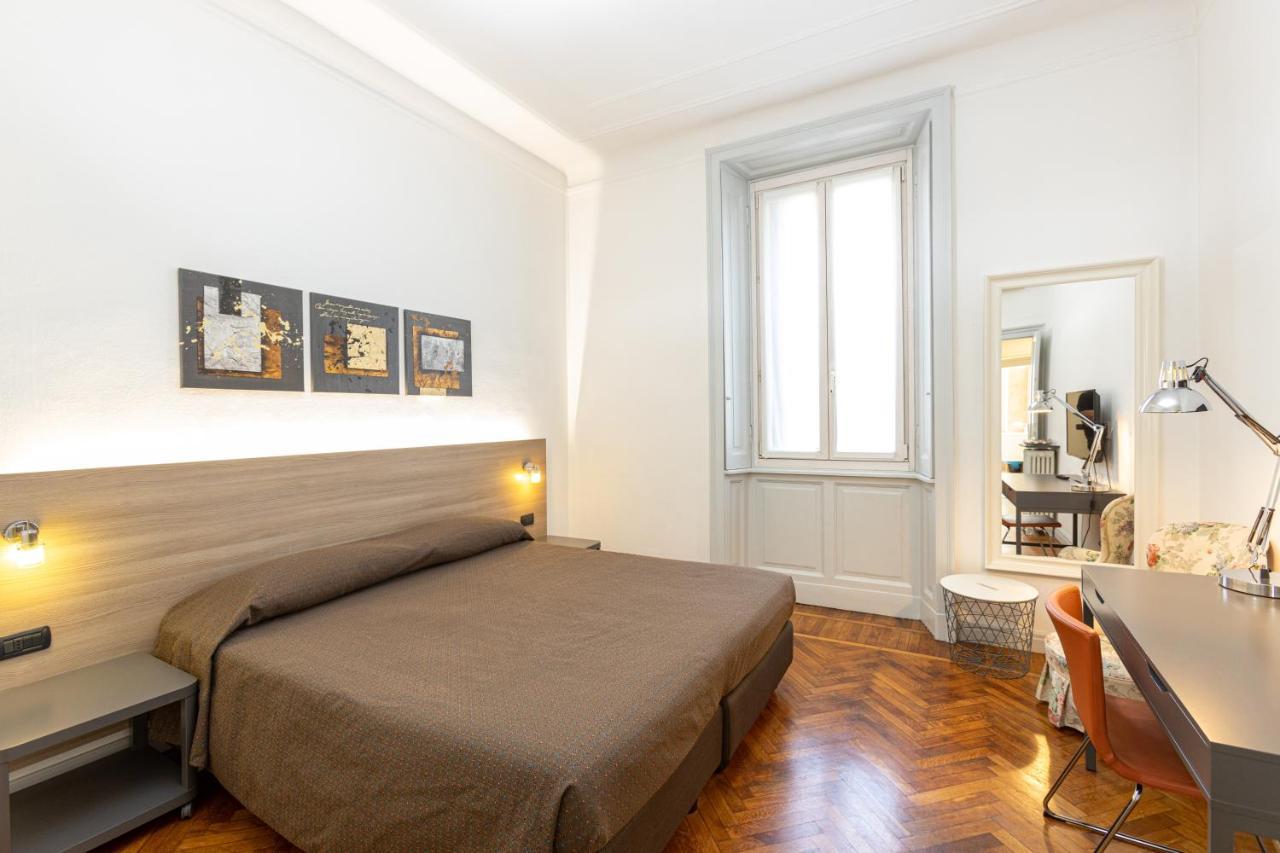 De La Gare Aparthotel