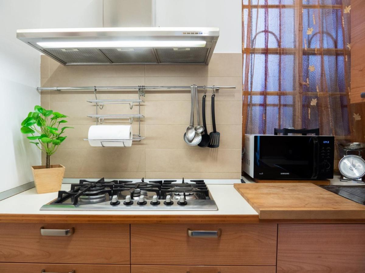 Apartment The Rent - Two Bedroom Near Sondrio Subway Milan