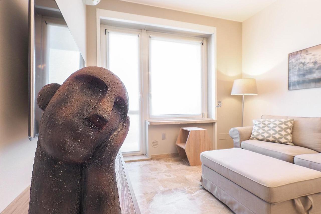 Contempora - Elvezia 8 - E52 * Milano
