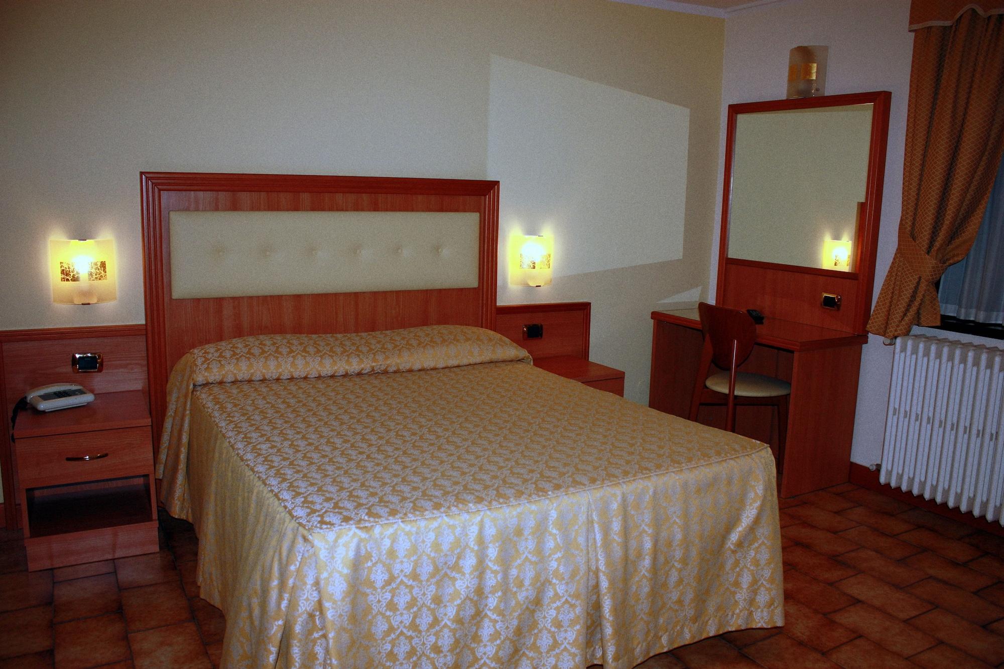 Piccolo Hotell