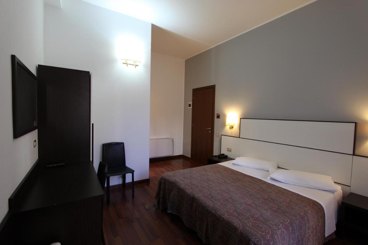 Hotel Lux Durante Milan