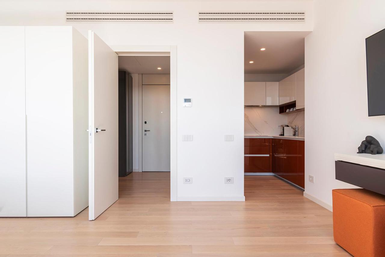 Easyhomes-central Tower Apartment Mailand