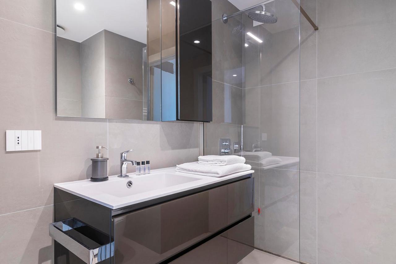 Apartment Easyhomes-central Tower Mailand