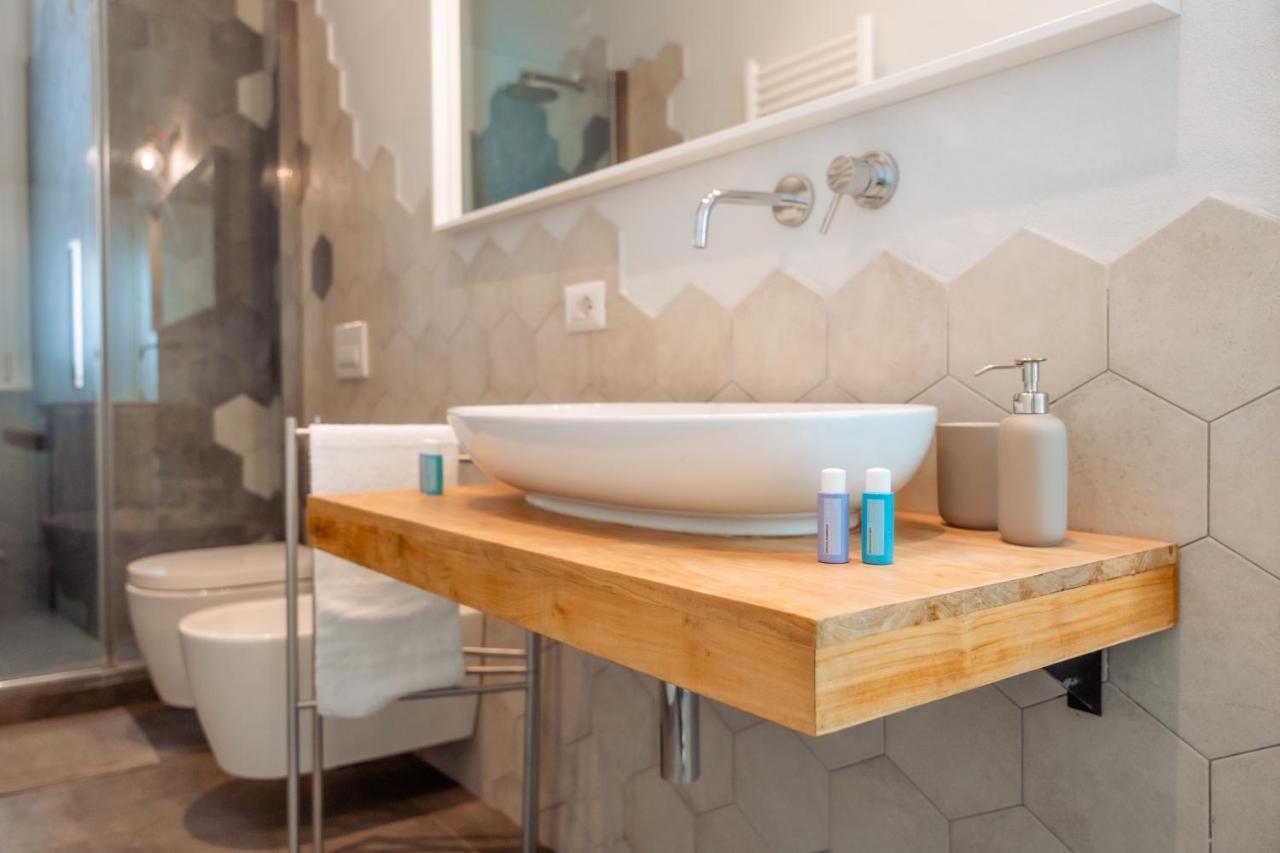 San Siro Metro - Life - Red Diamonds Apartment