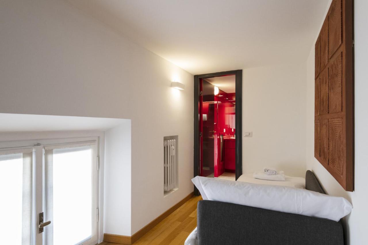 Easylife - Elegante Dimora A Due Passi Dal Duomo * Milano