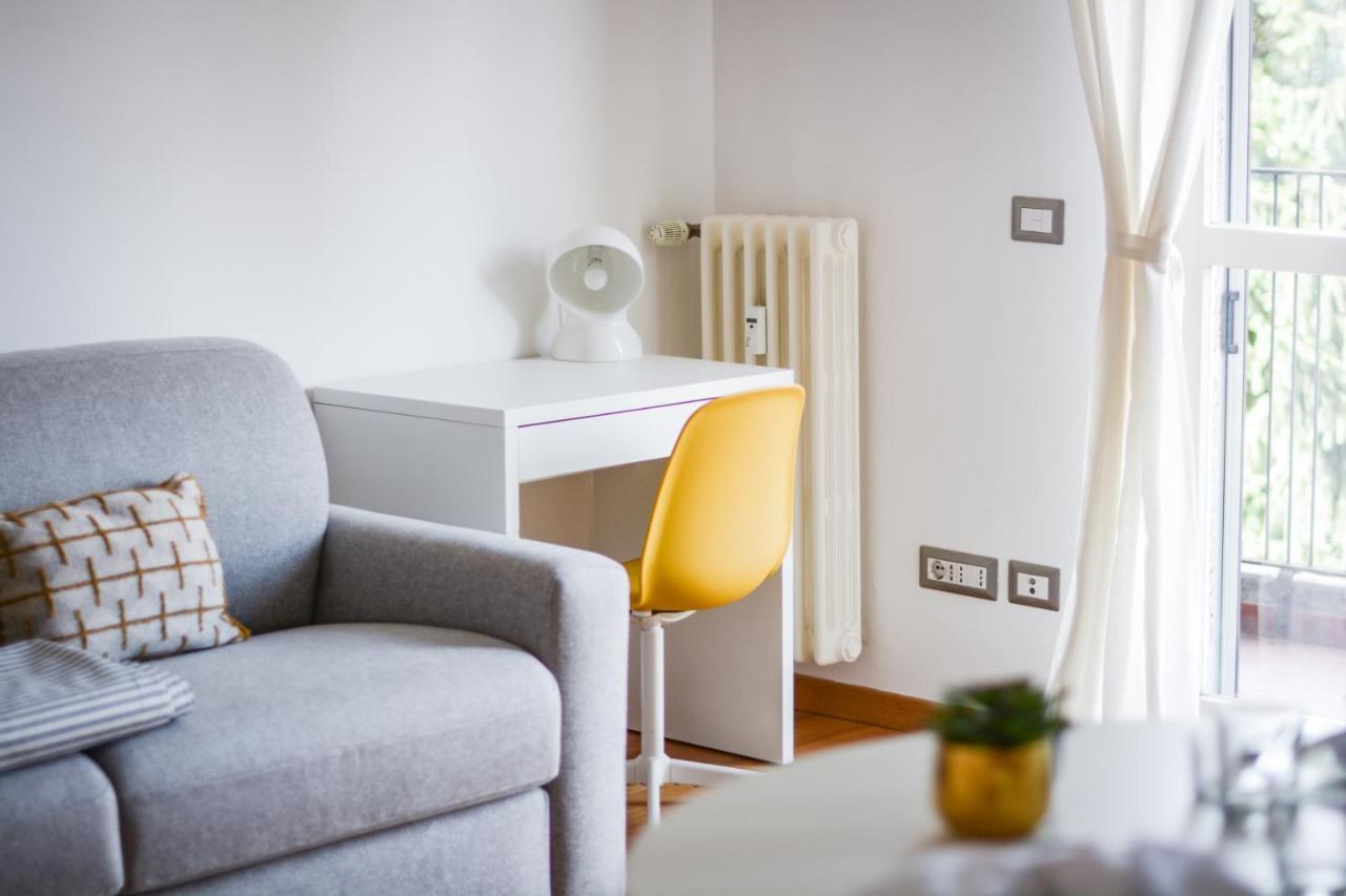 Appartamento Mysa - Ampio Monolocale In Zona Bande Nere Milano