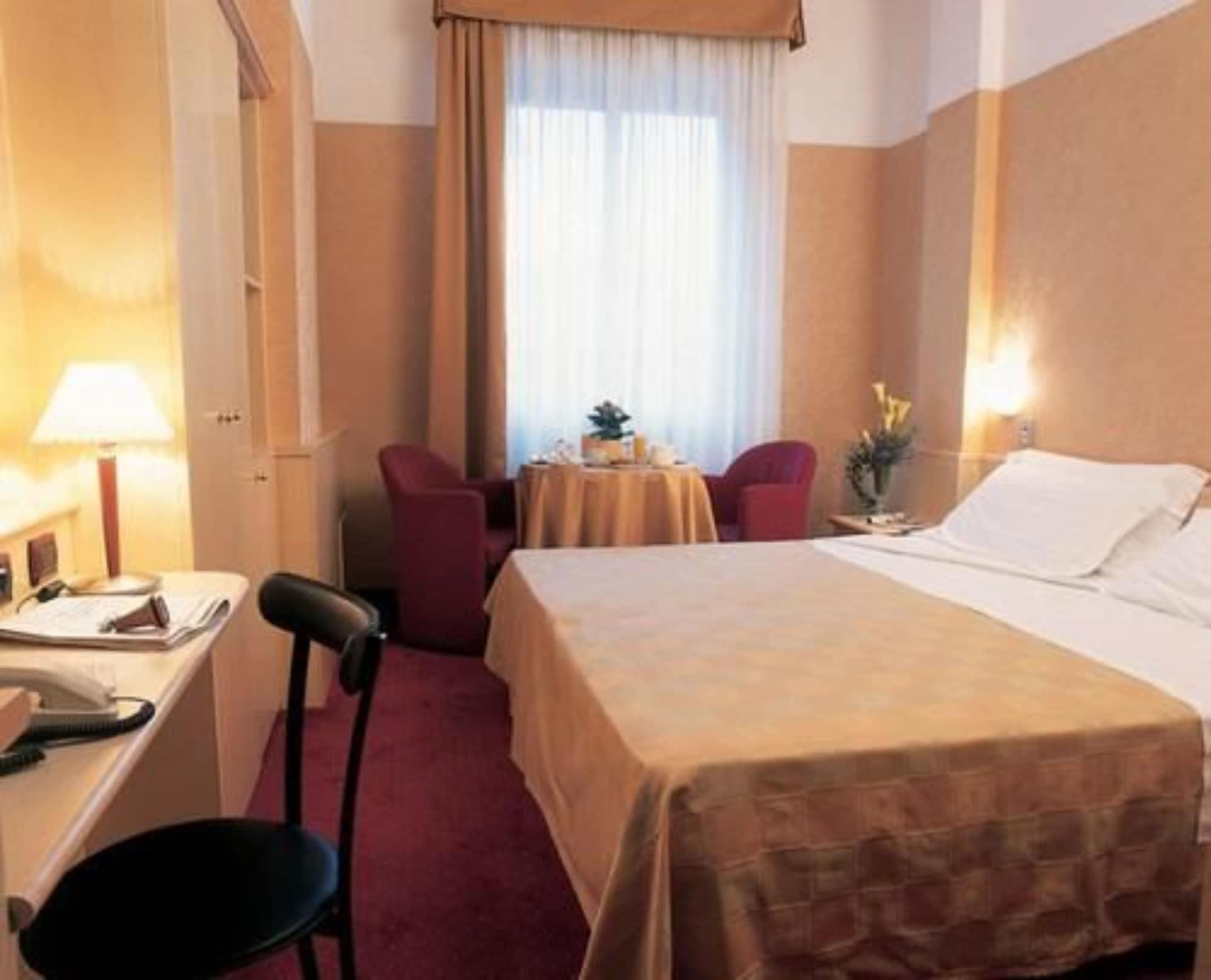 Hotel Mokinba Sant'ambroeus Milano