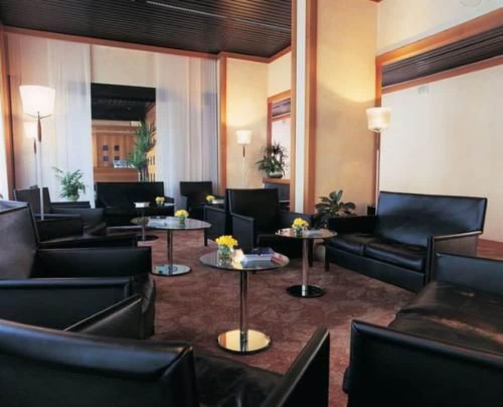Mokinba Sant'ambroeus Milano