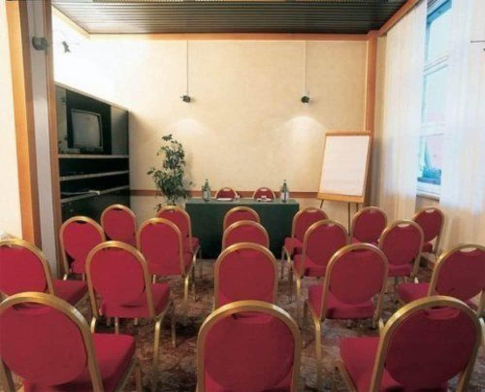 Hotel Mokinba Sant'ambroeus