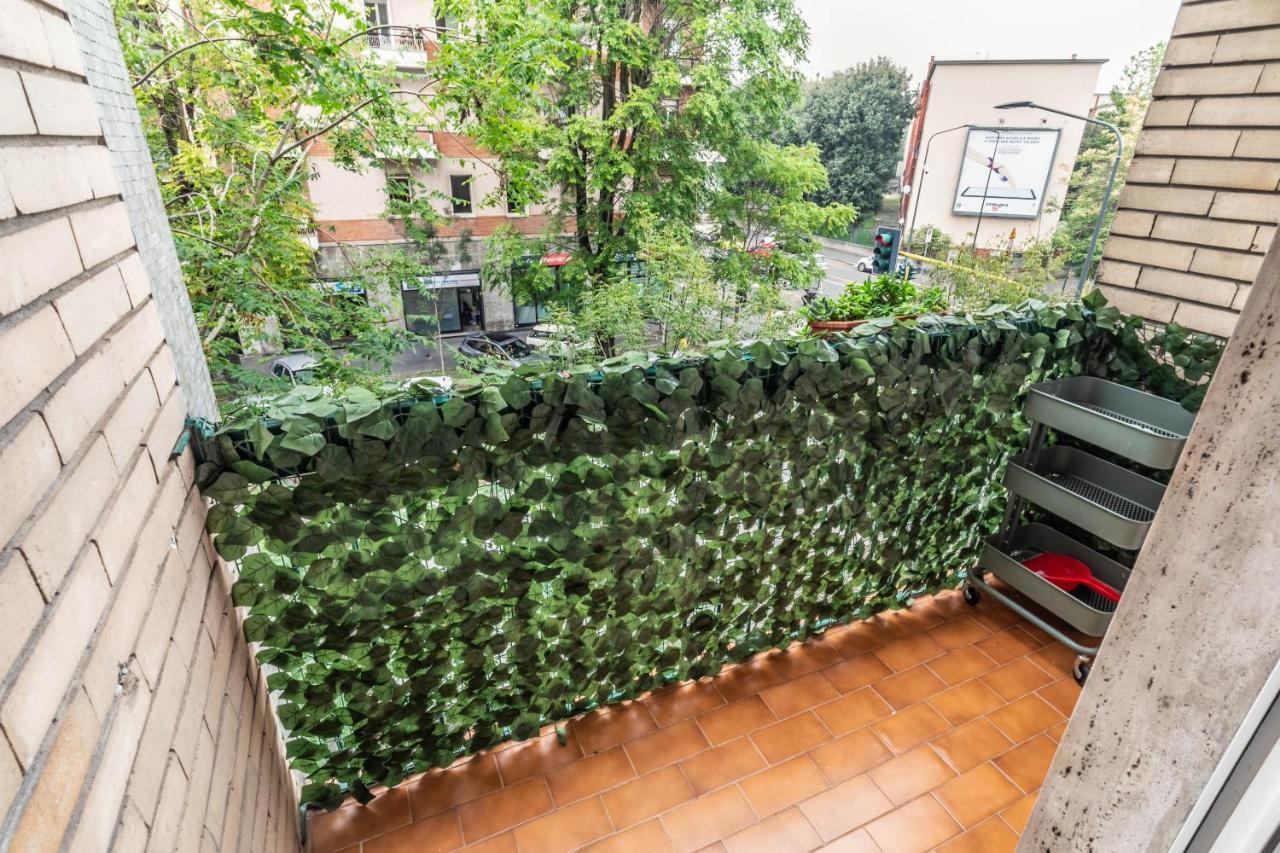 Eden House Sansiro-duomo Netflix & Design Milano