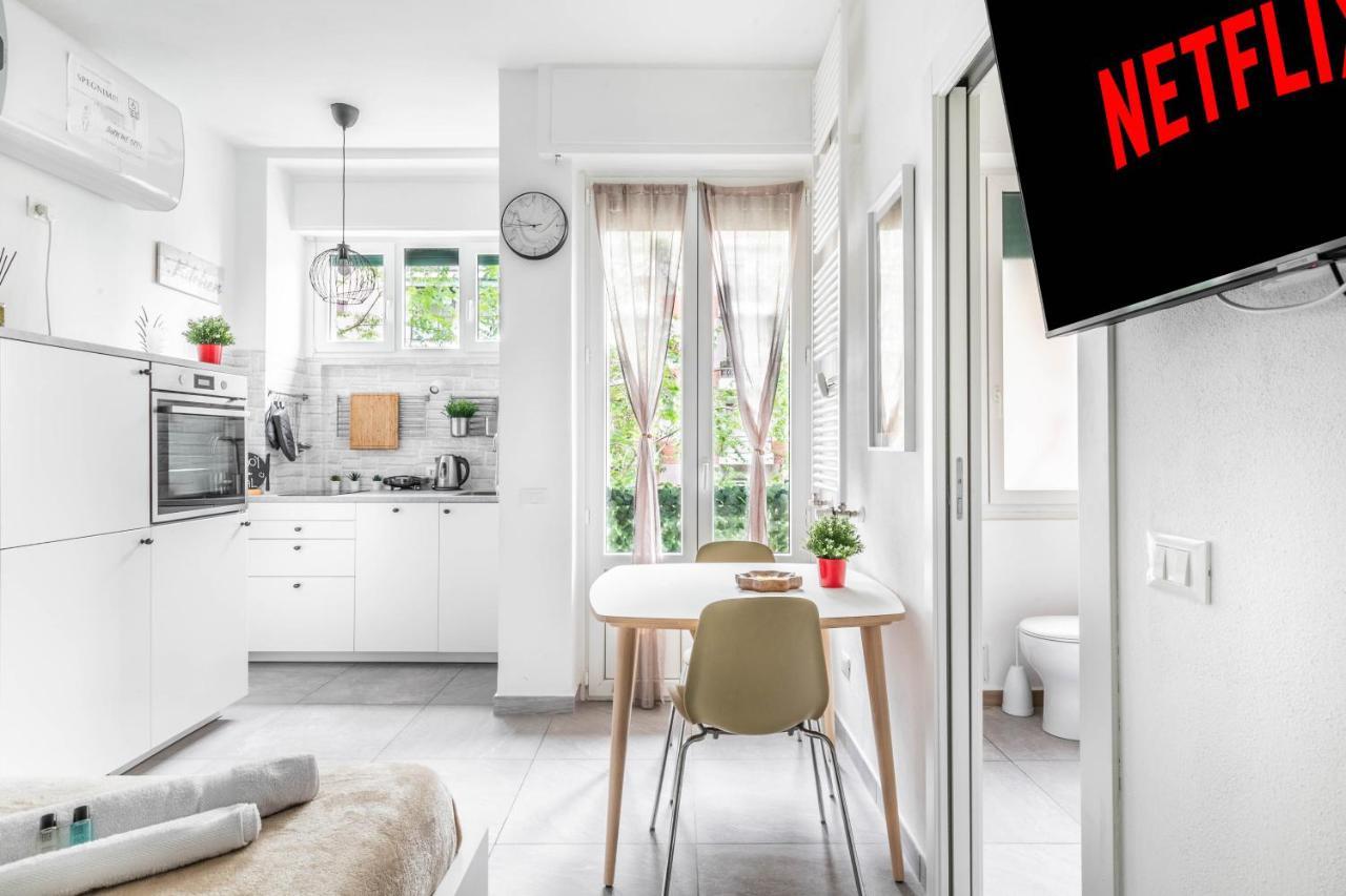 Eden House Sansiro-duomo Netflix & Design Leilighet Milano