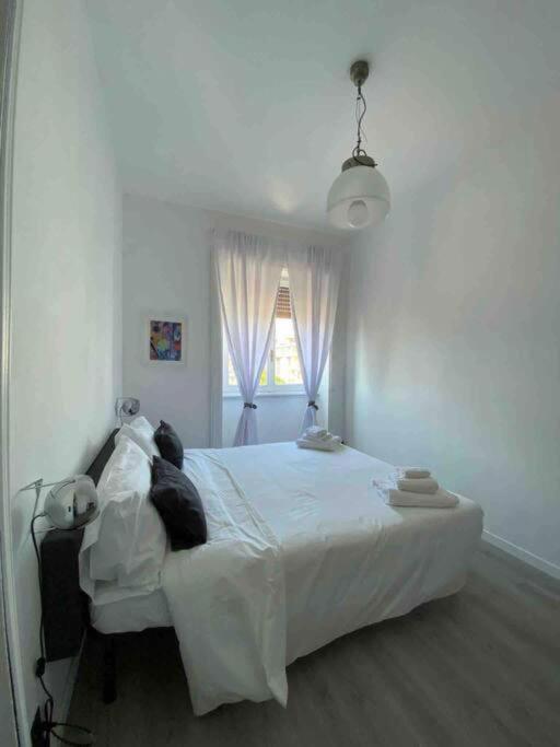 Olimpia Fidias Bilocale Isola Appartement