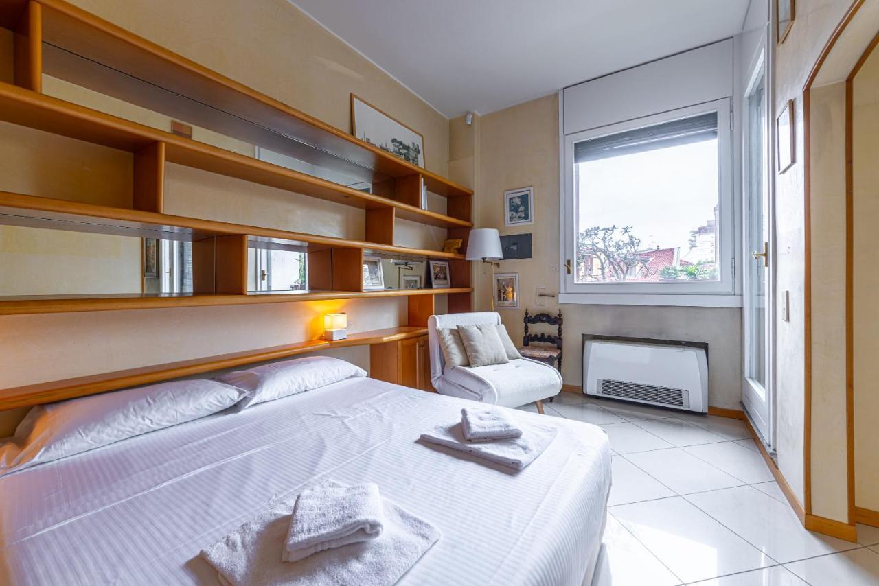 Apartment Brera - San Marco Charme