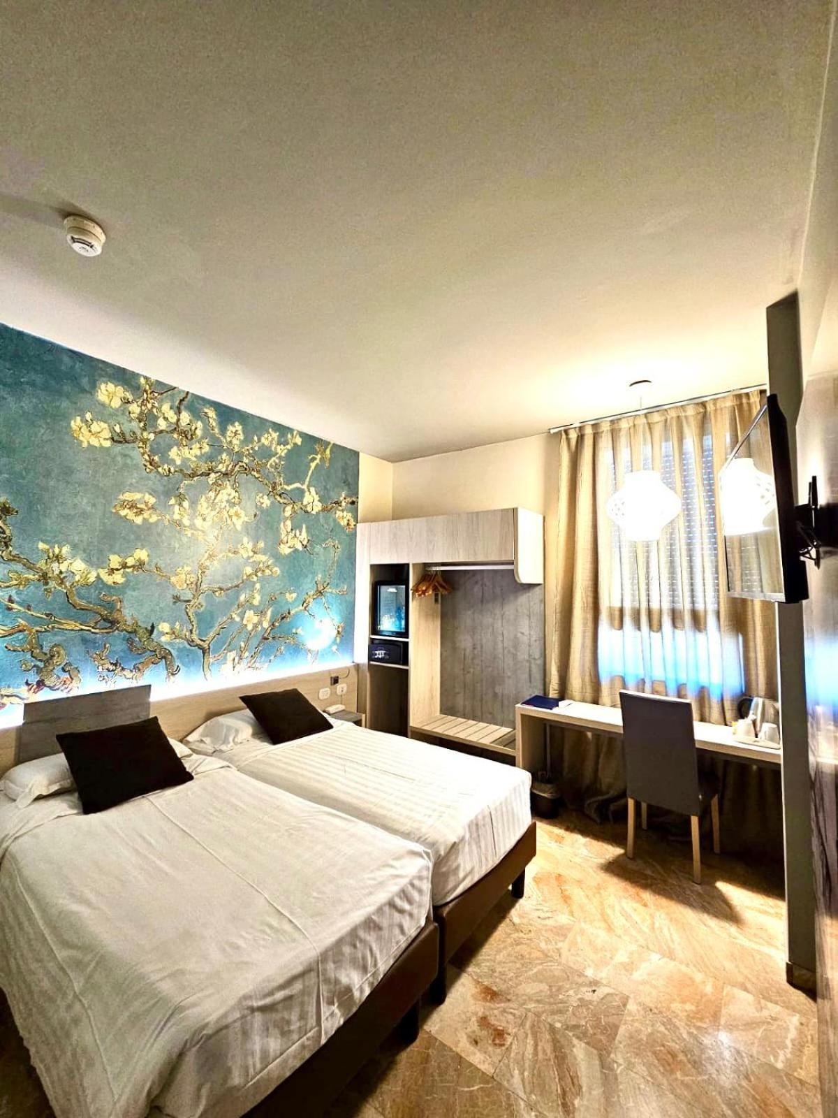 Hotel Canova 3*