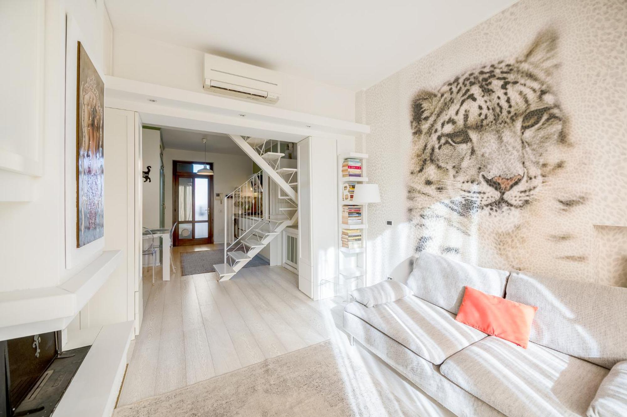 Bright Loft - Free Private Parking Milano
