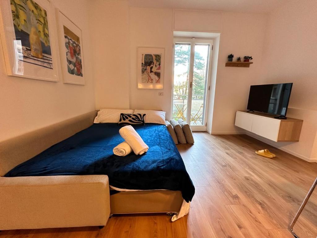 Luxury 1 Bedroom Apartment, Close To San Siro, Fiera And 10 Min Metro To Duomo Milan
