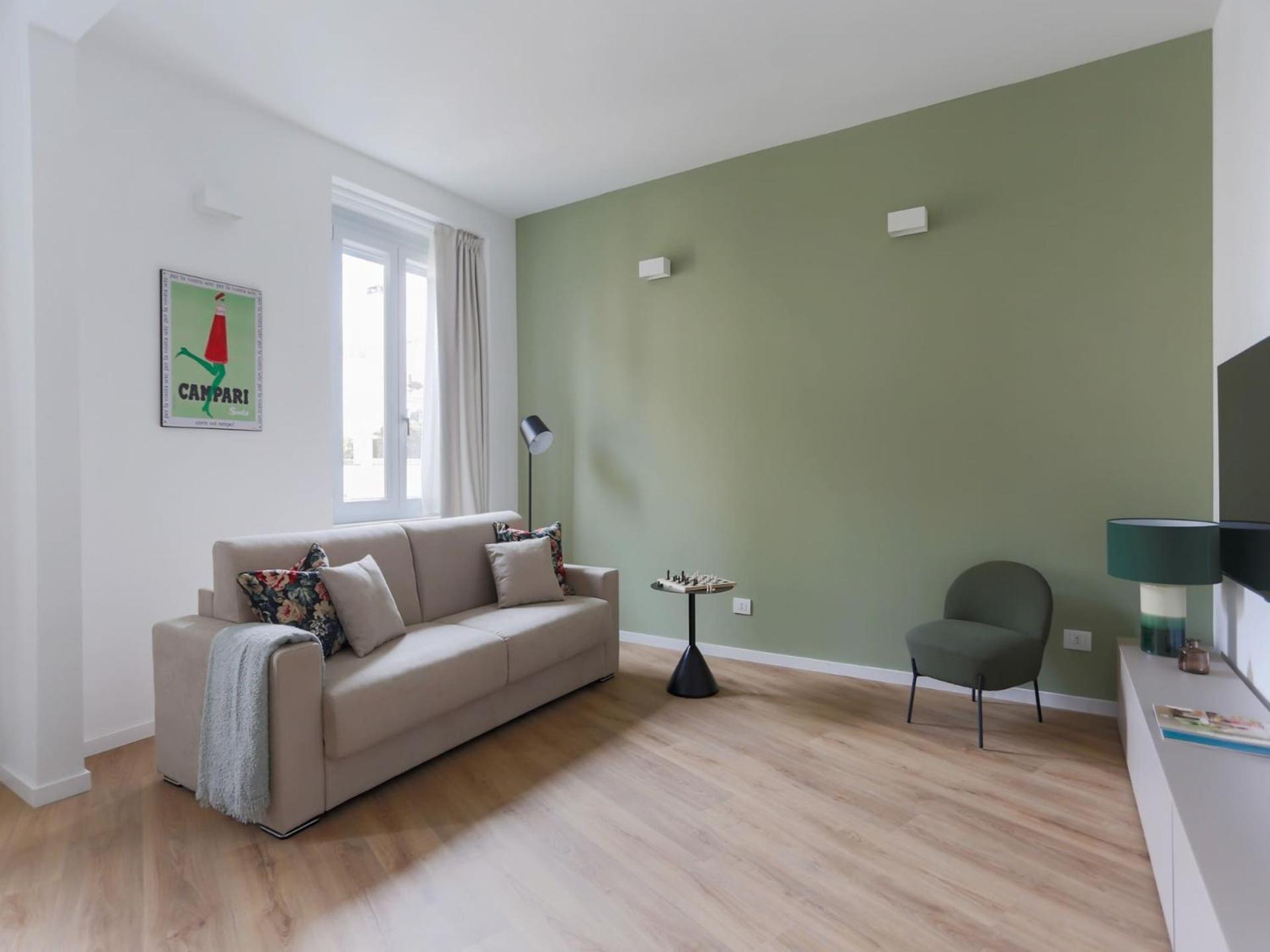 The Rent - Spacious And Renovated Two-bedroom Downtown Lejlighed Milano