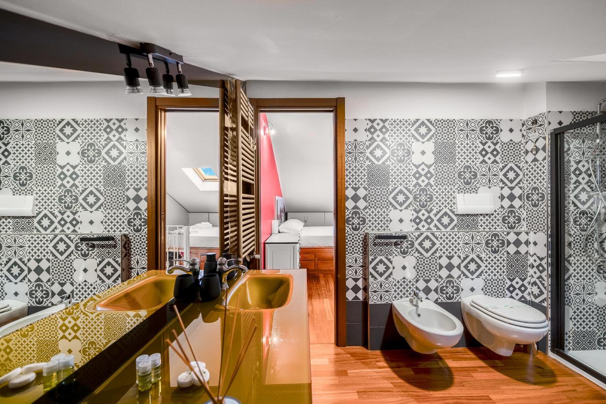 Leilighet Bright Loft - Free Private Parking Milano