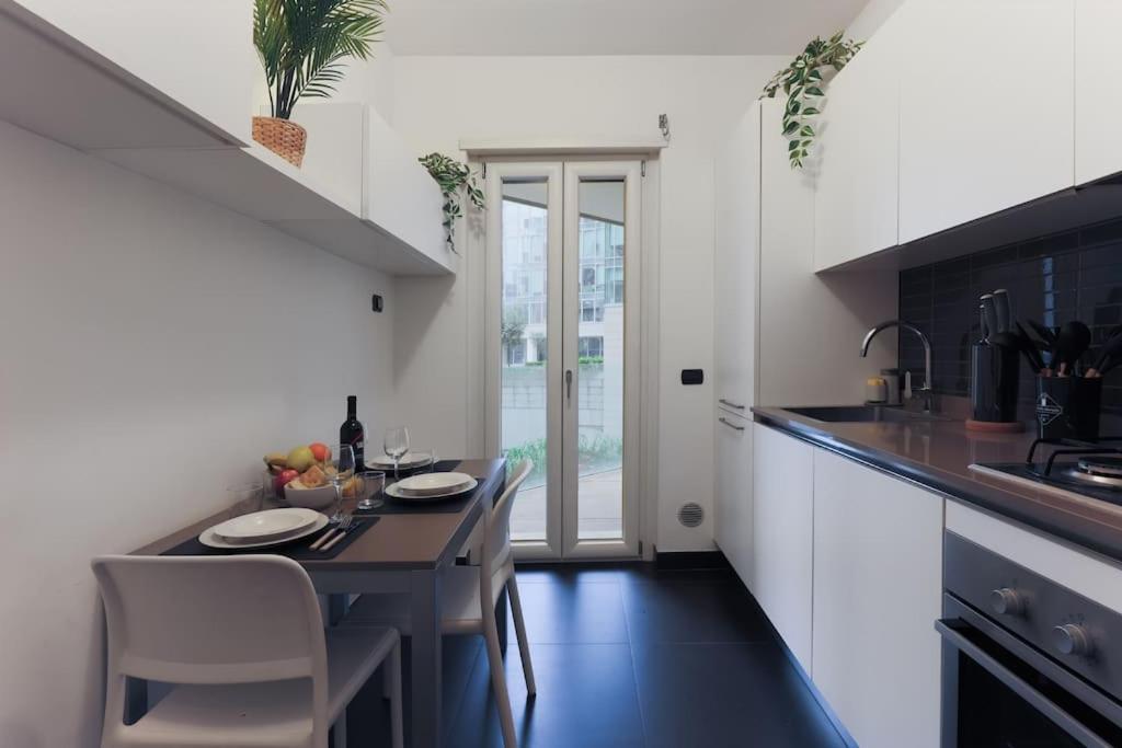 Comfort Centrale With Fast Wifi And Free Netflix Appartement Milaan