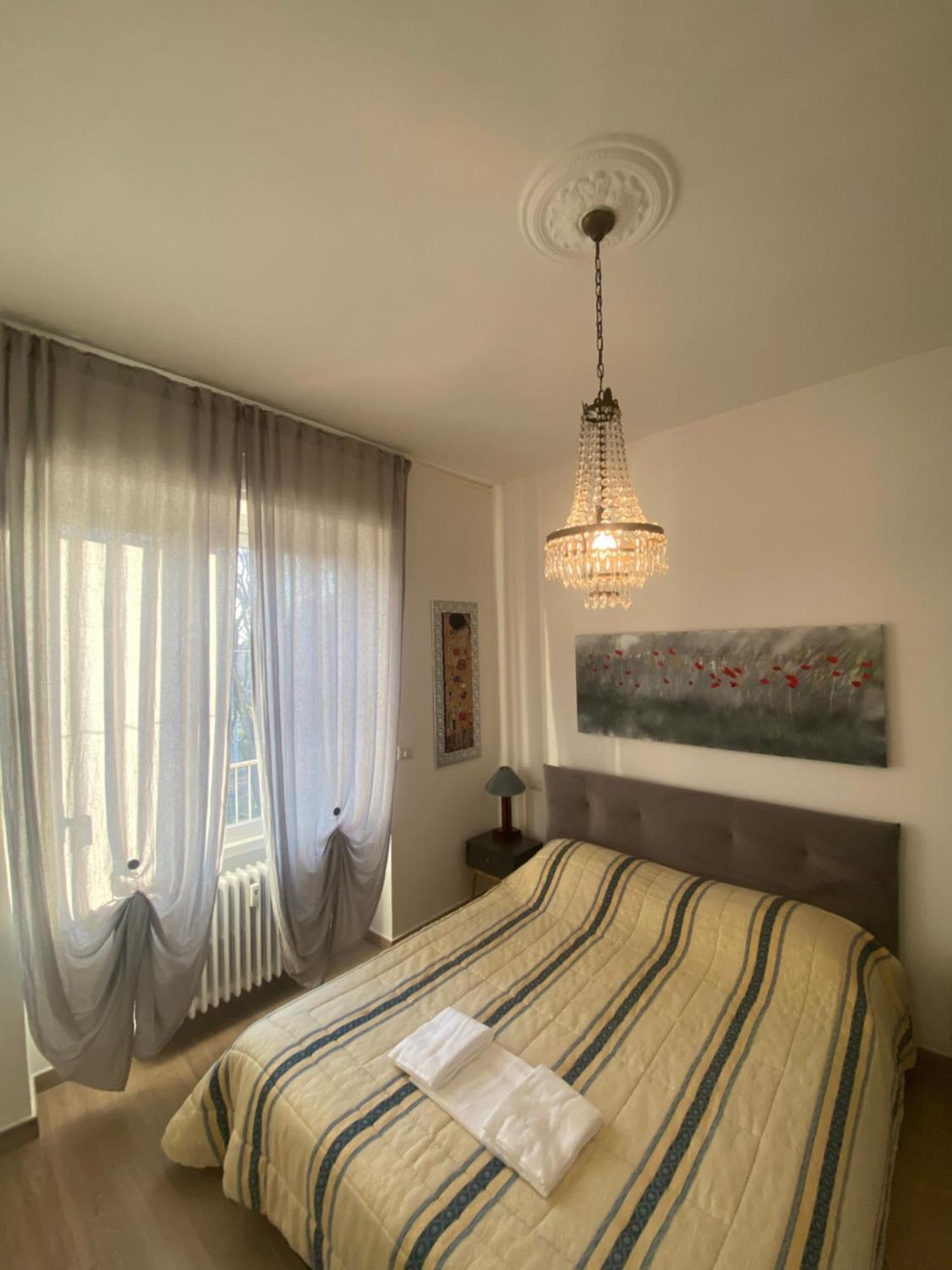 Lejlighed Federico's House - Eleganza E Stile In Via Anselmo Da Baggio Milano