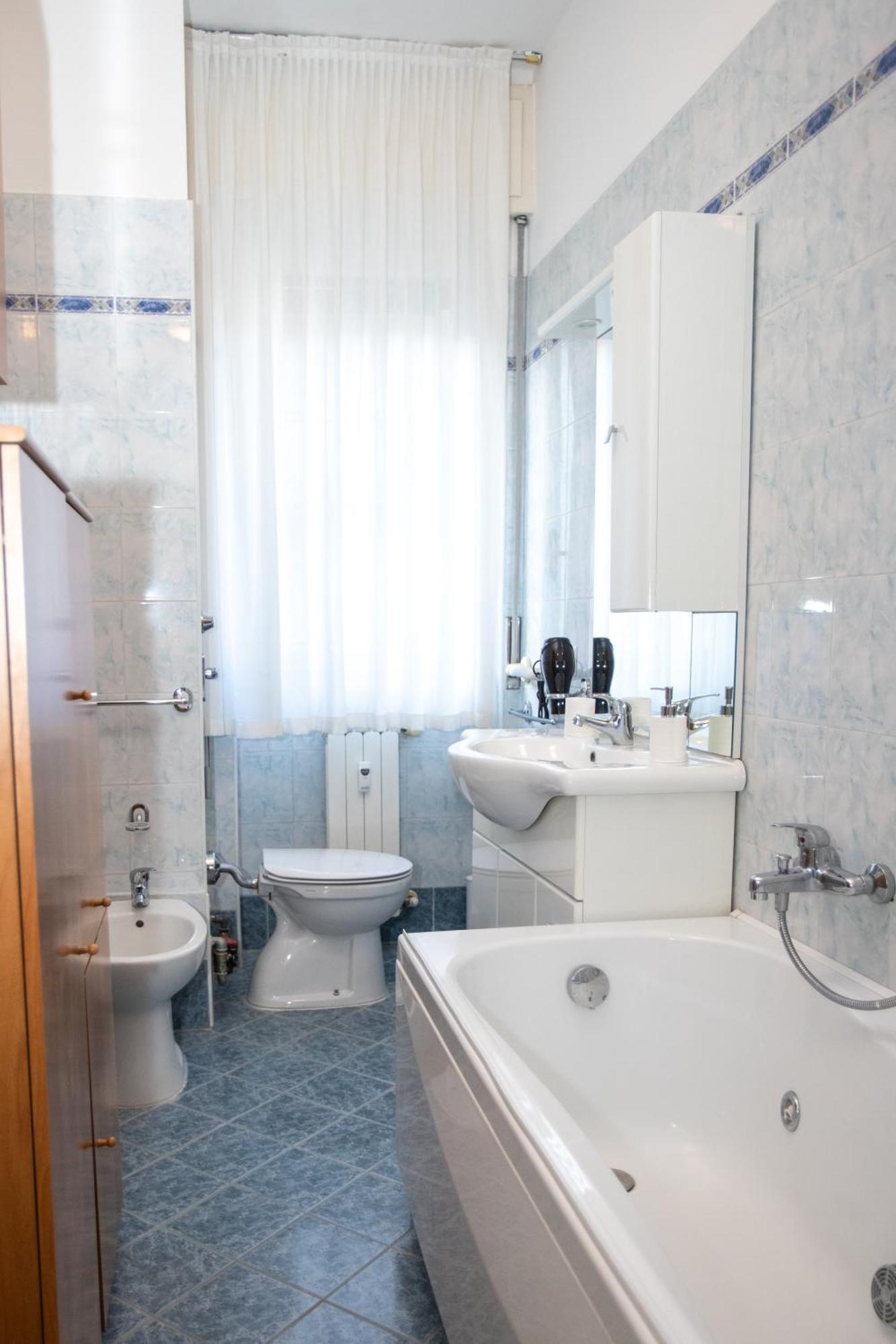 Casa Di Lory Gjestgiverier Milano