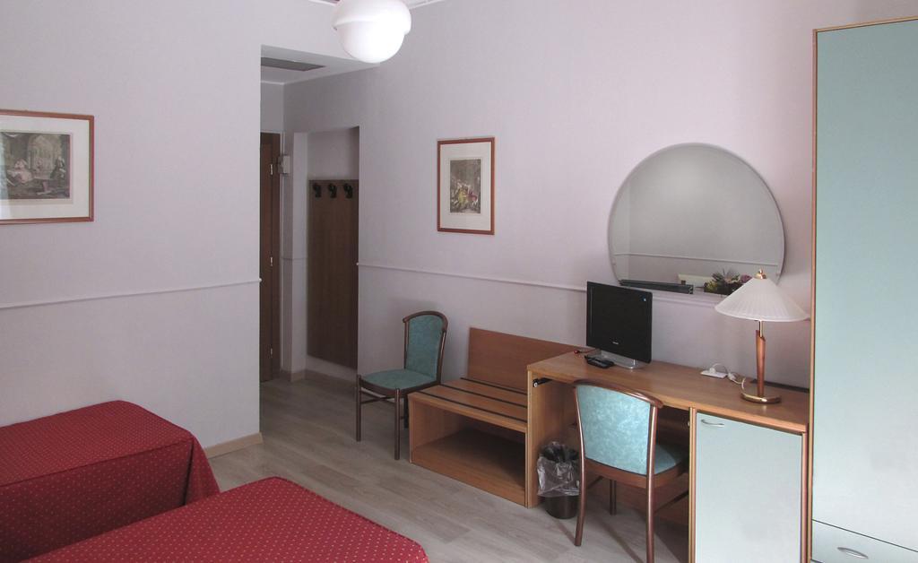 Johnny Hotel Milano