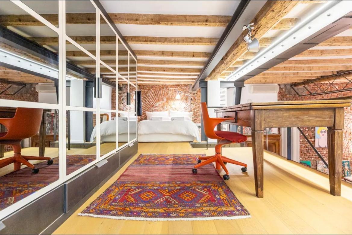 Apartment Loft Di Design Nel Cuore Di Milan