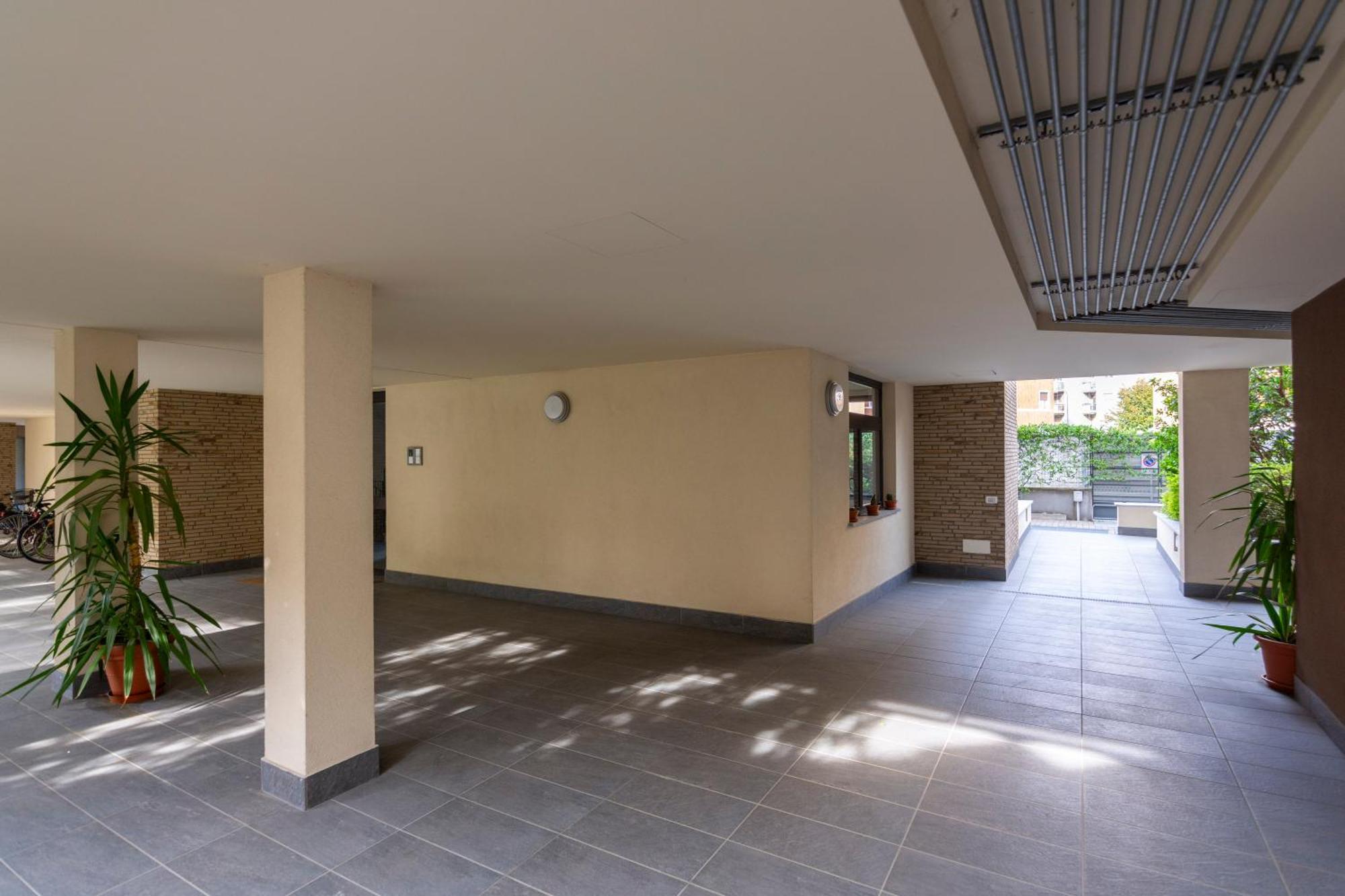 Wolvesdensuite Con Terrazzi E Garage Gratuito Leilighet Milano