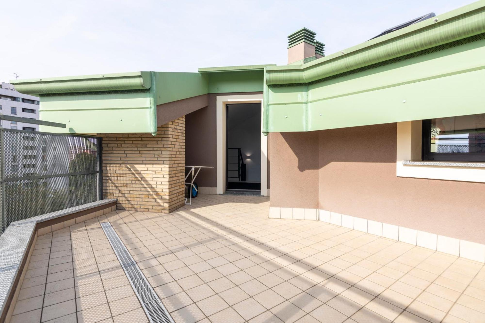 Leilighet Wolvesdensuite Con Terrazzi E Garage Gratuito *