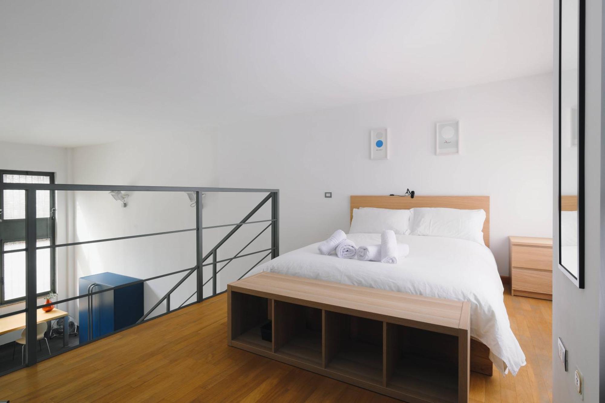 Leilighet Scaldasole Loft Design 15 Min Dal Duomo