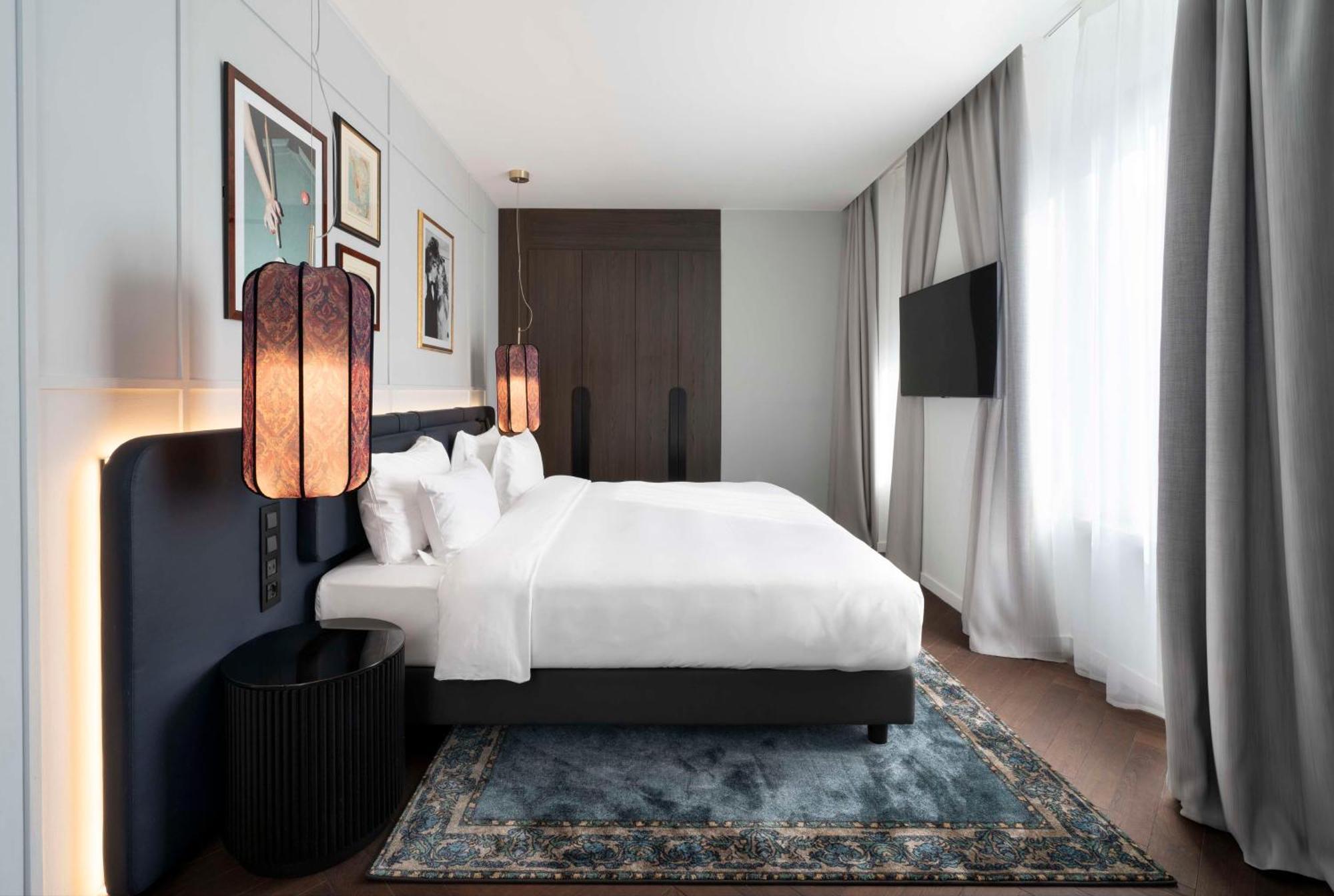 Hotel Radisson Collection Hotel, Santa Sofia 5*