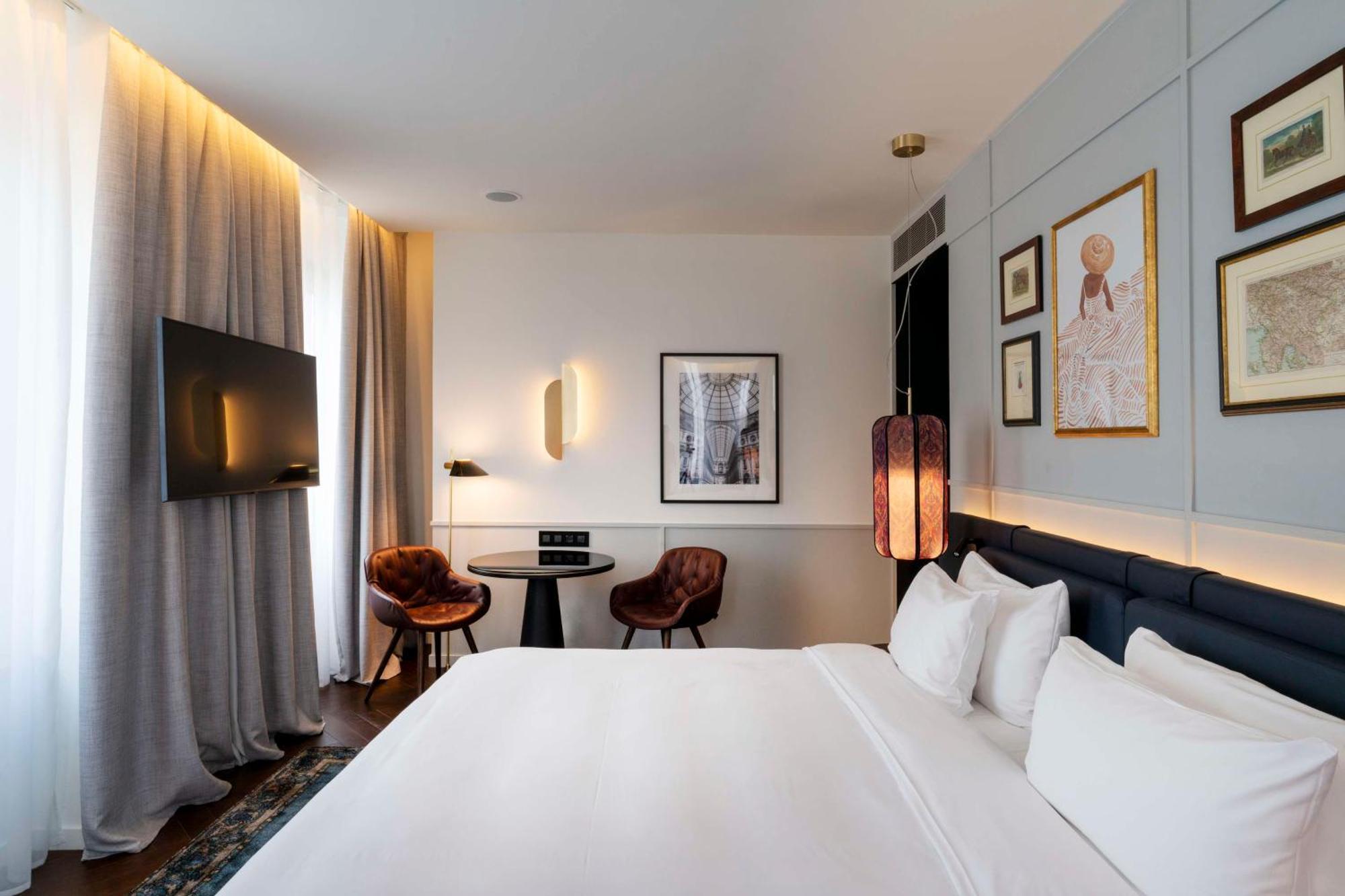 Radisson Collection Hotel, Santa Sofia 5*