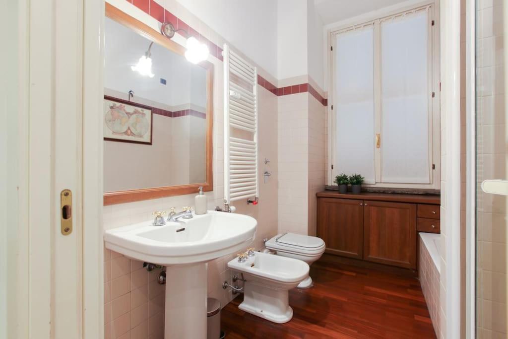 Hacca Collection - Corso Magenta, Unique And Charming 2br Milaan