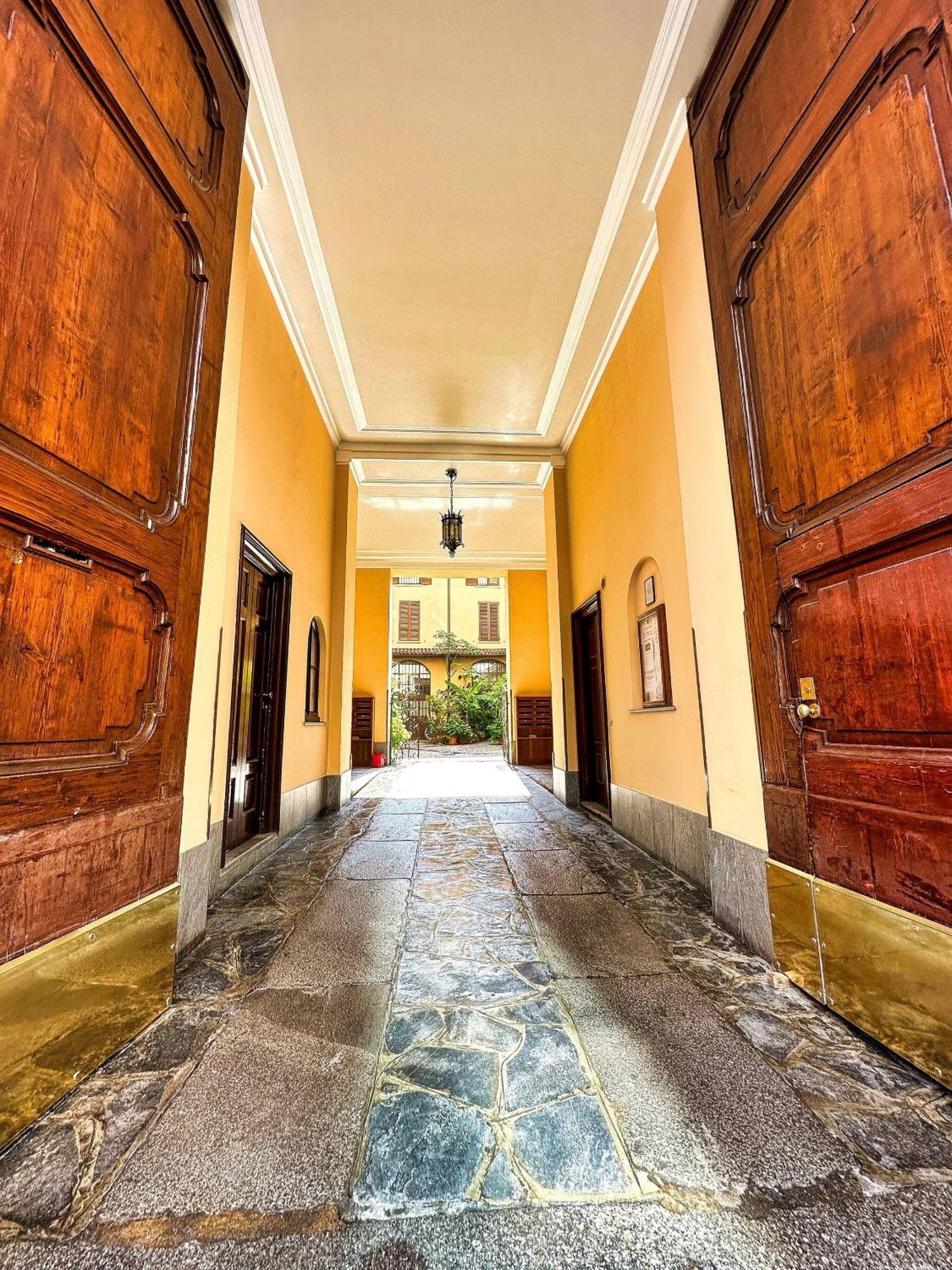 Chic Green Penthouse - Domotic Comfort In Milans Trendy Nightlife District Apartment Mailand