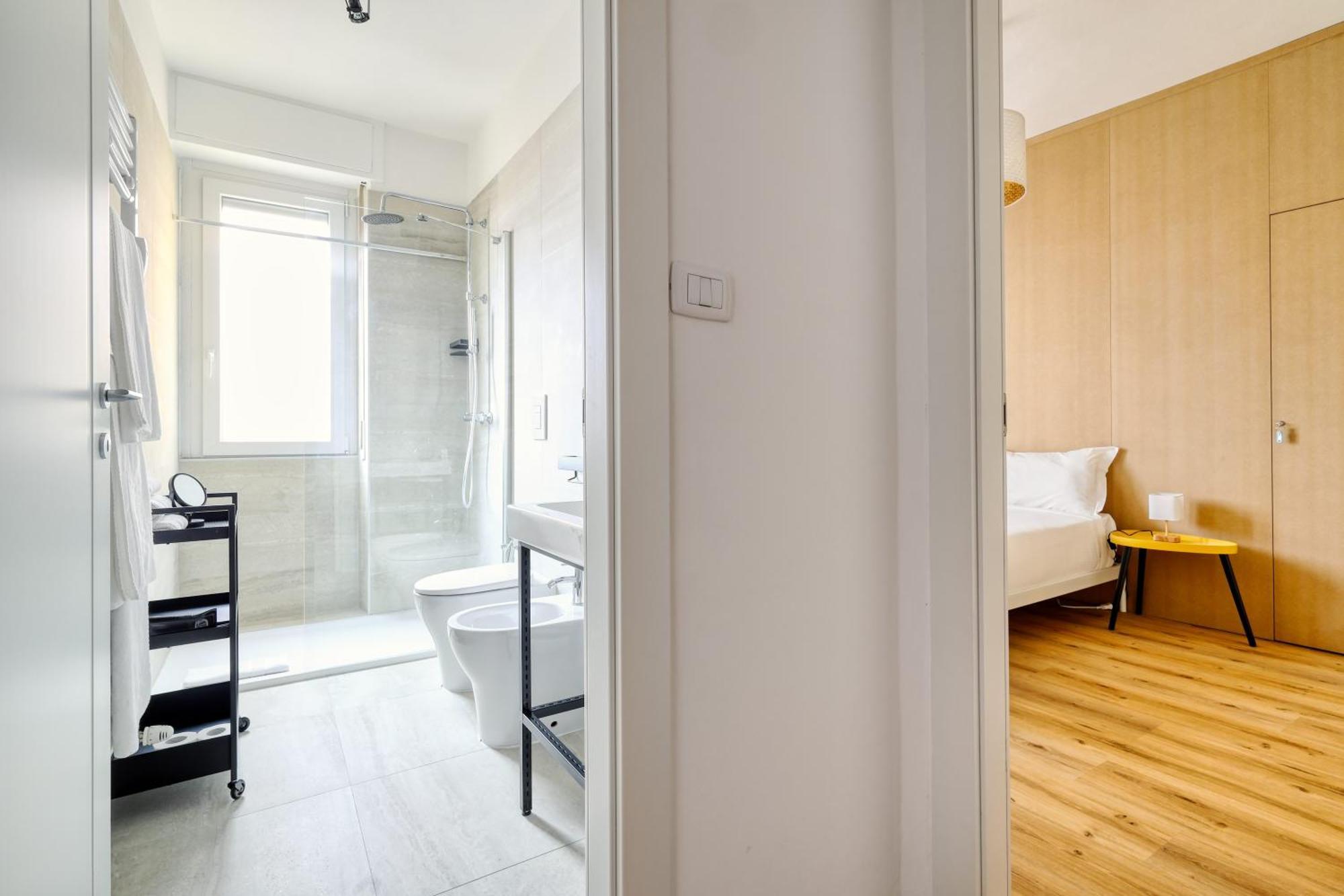 Joivy 1-bed With Balcony Near Subway Milano
