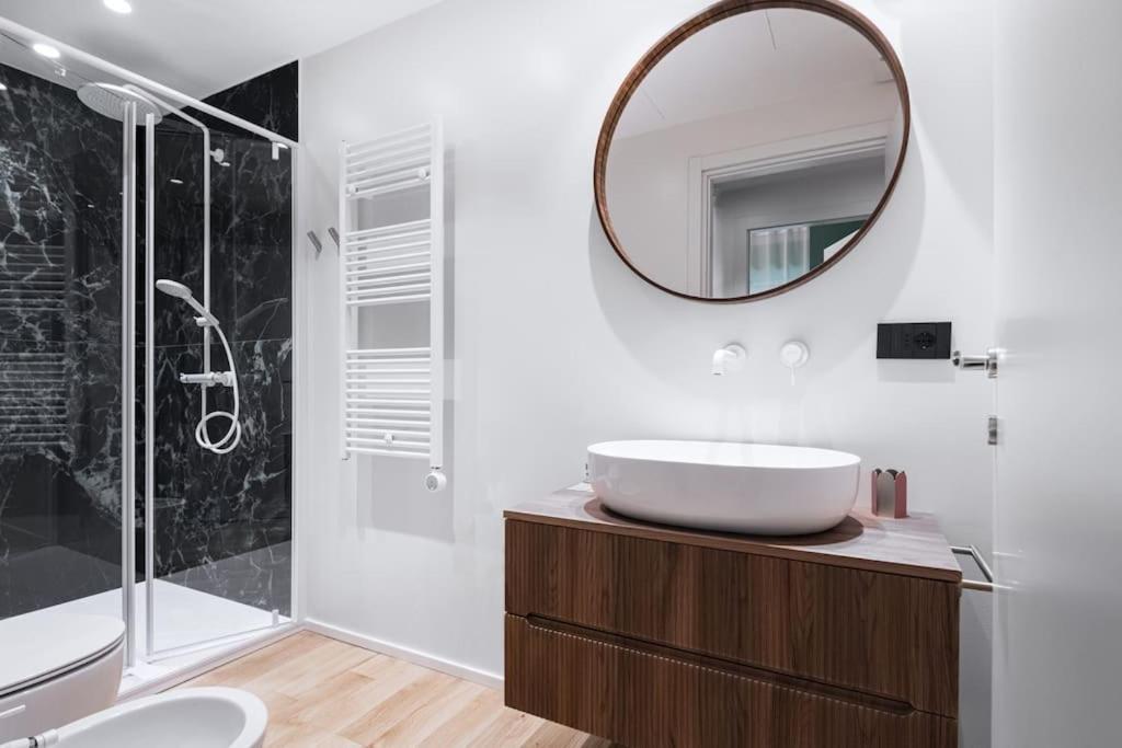 Easylife - Elegant In Sant'ambrogio Leilighet